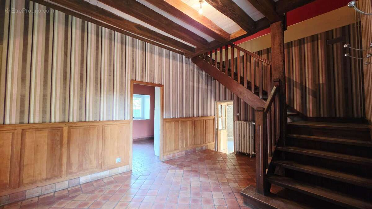 Marmagne propriete 13 pieces 8 chambres - photo 17