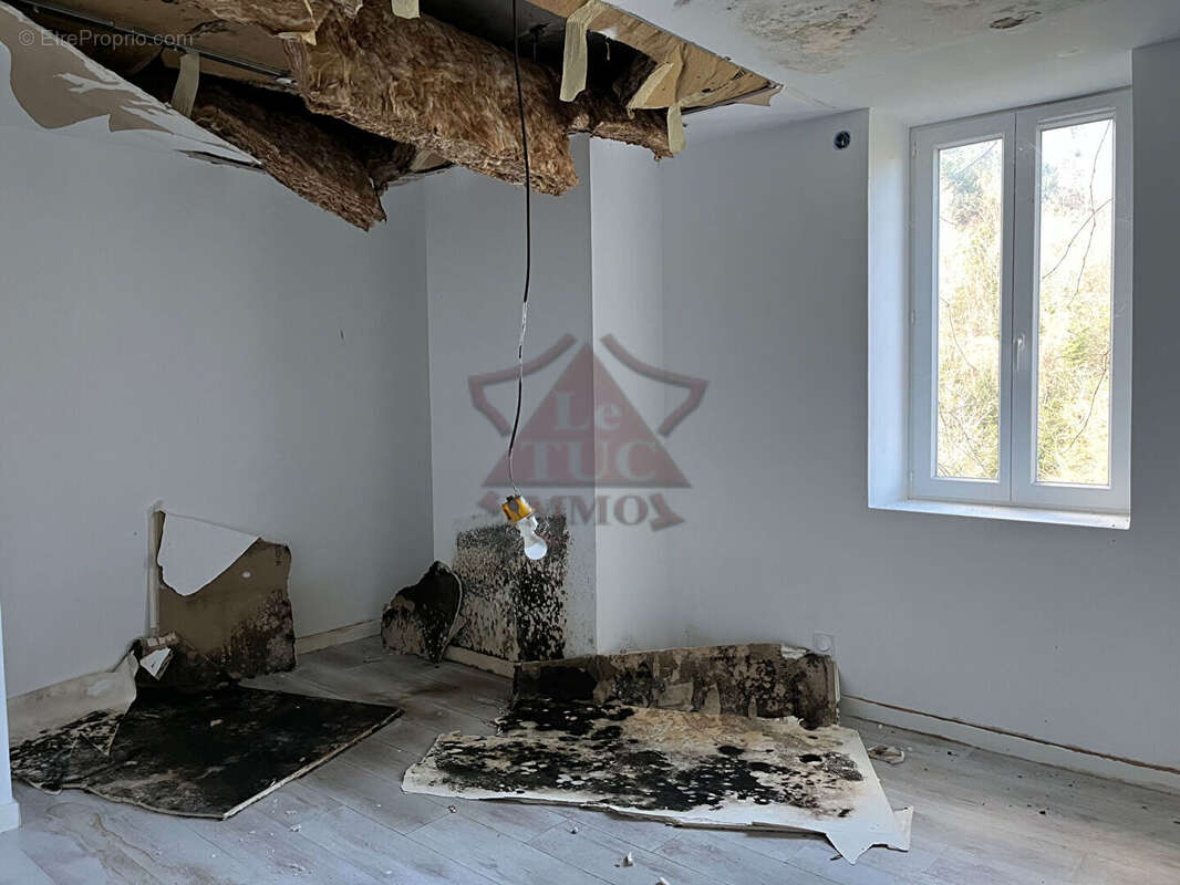 Maison à LE MARTINET