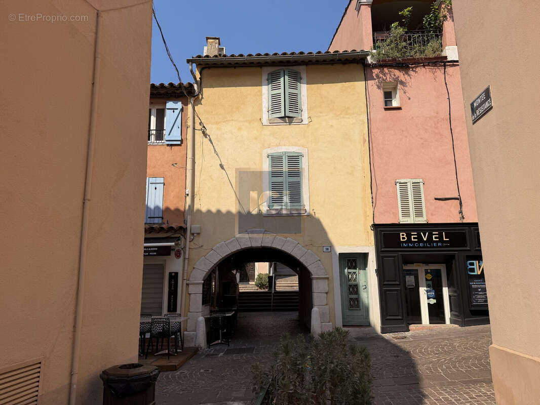 Maison 70 m² à Sainte-Maxime  - photo 8
