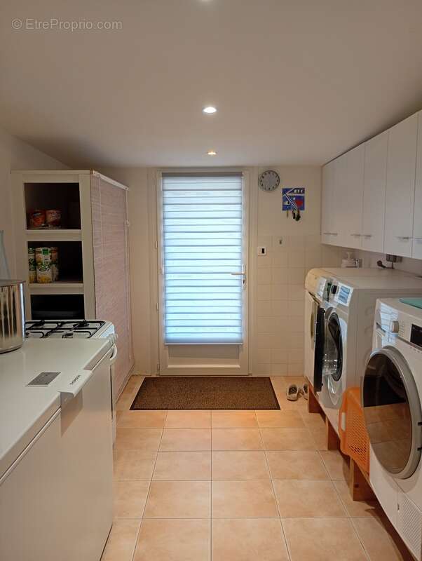 Maison 74 m² à Chateaubernard  - photo 72
