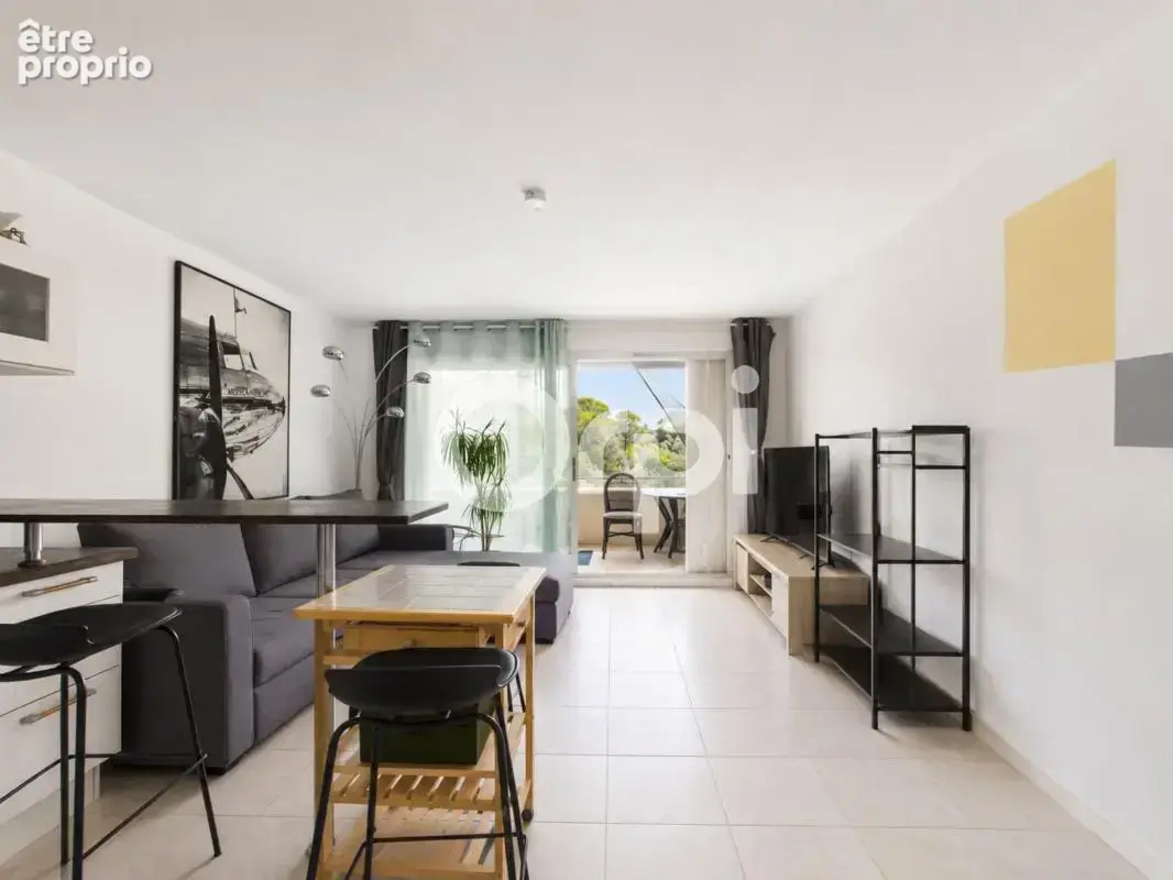 Appartement à MANDELIEU-LA-NAPOULE