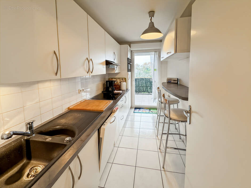 Appartement à PAREMPUYRE