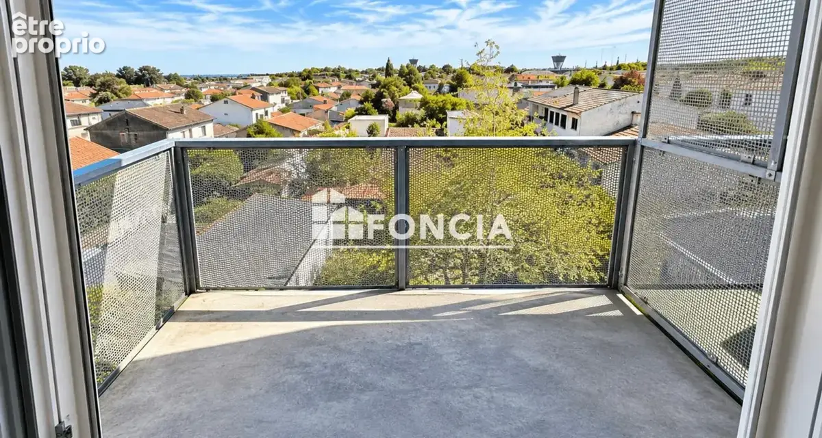 Appartement T2 47,29 m² avec balcon et vue dégagée – Cenon - photo 5