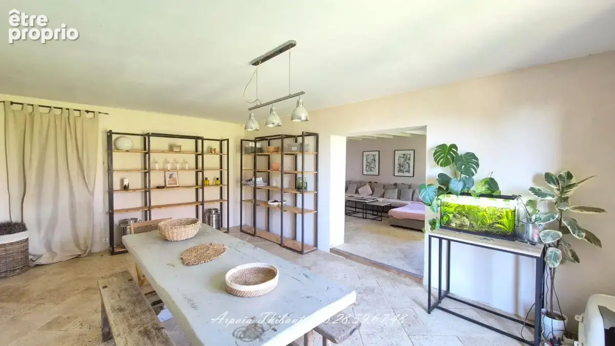 Maison familiale de plain-pied 192 m² sur plus de 8 000 m² avec vue dégagée sur le plateau - photo 5