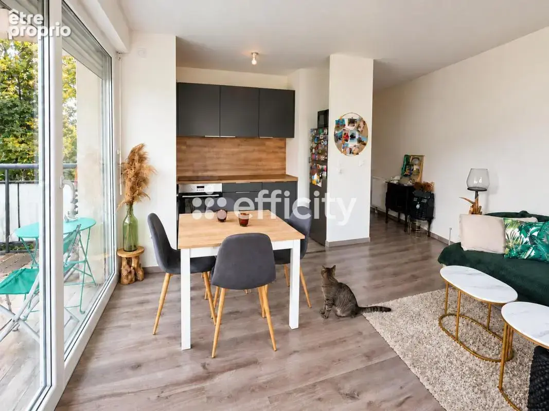 Appartement à LA MADELEINE