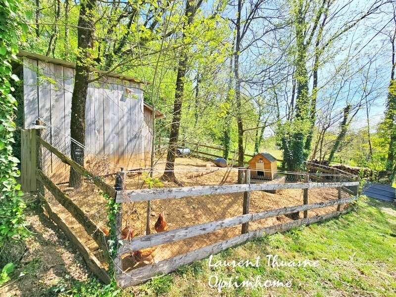 Maison à LE LARDIN-SAINT-LAZARE