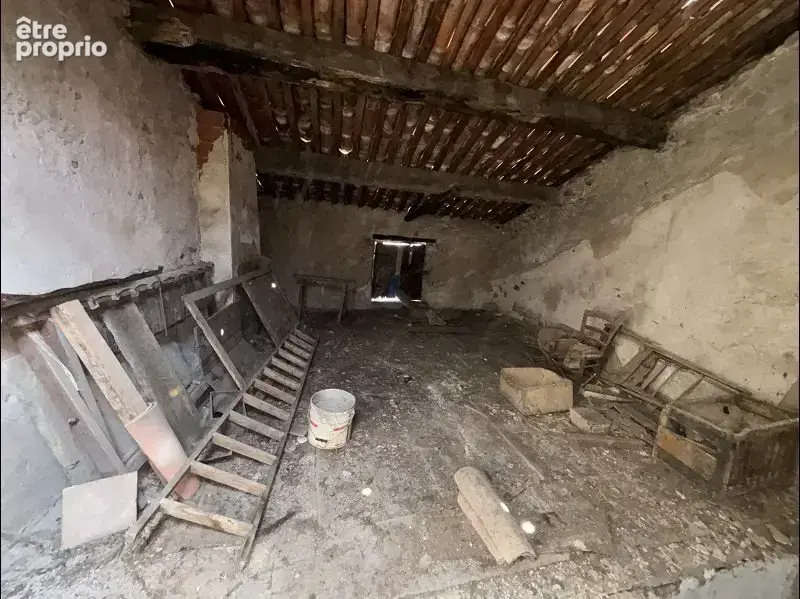 En exclusivité Maison de caractère de 1831 à rénover  105 m² + 45 m² de combles - photo 7