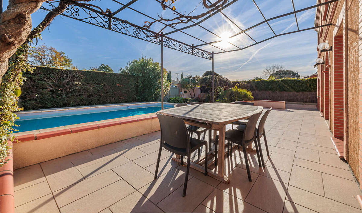 Maison à VILLENEUVE-TOLOSANE