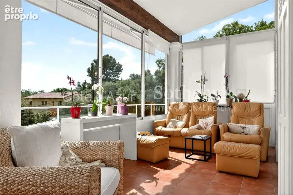 Côte d’Azur - Villa familiale 301 m² avec vue mer - Domaine sécurisé proche commodités - photo 14
