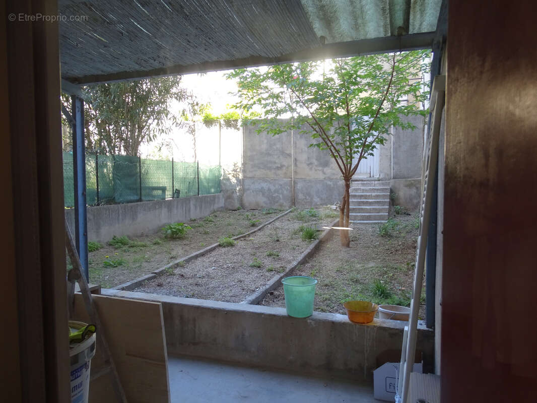 Appartement à MARSEILLE-4E