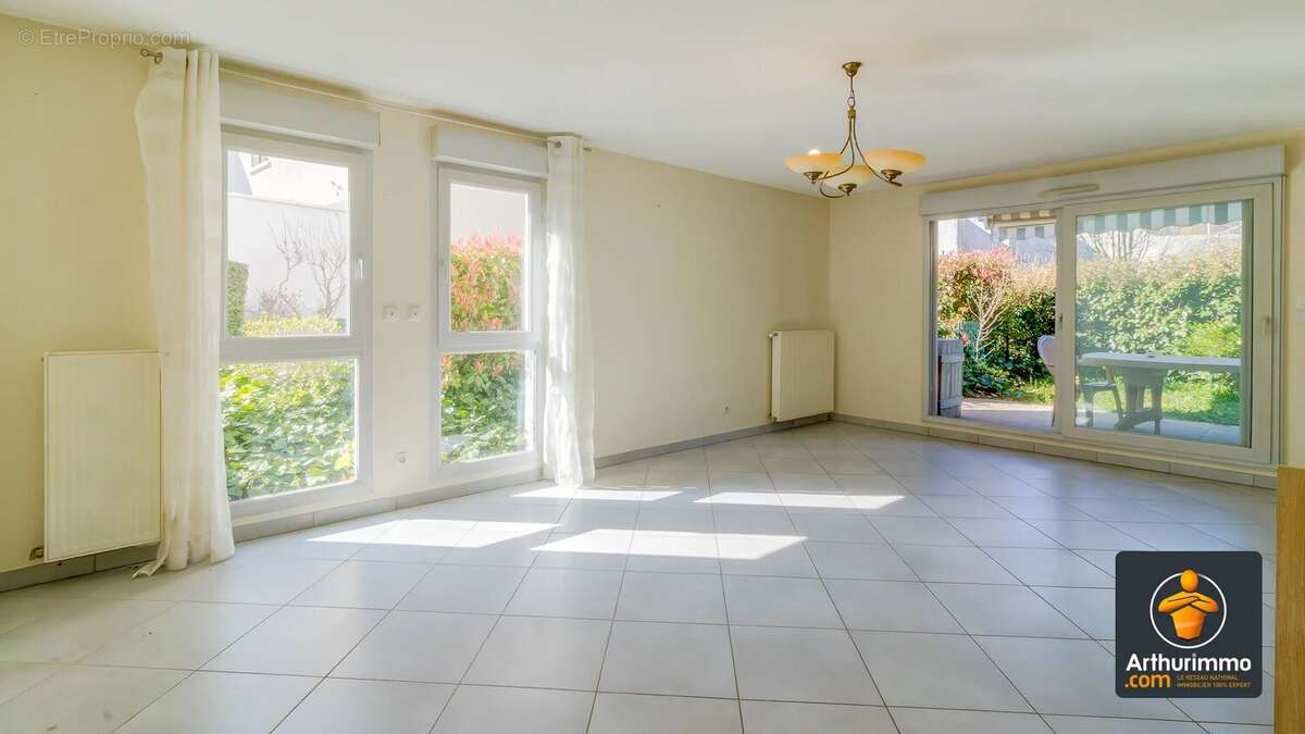 Appartement à CRAPONNE