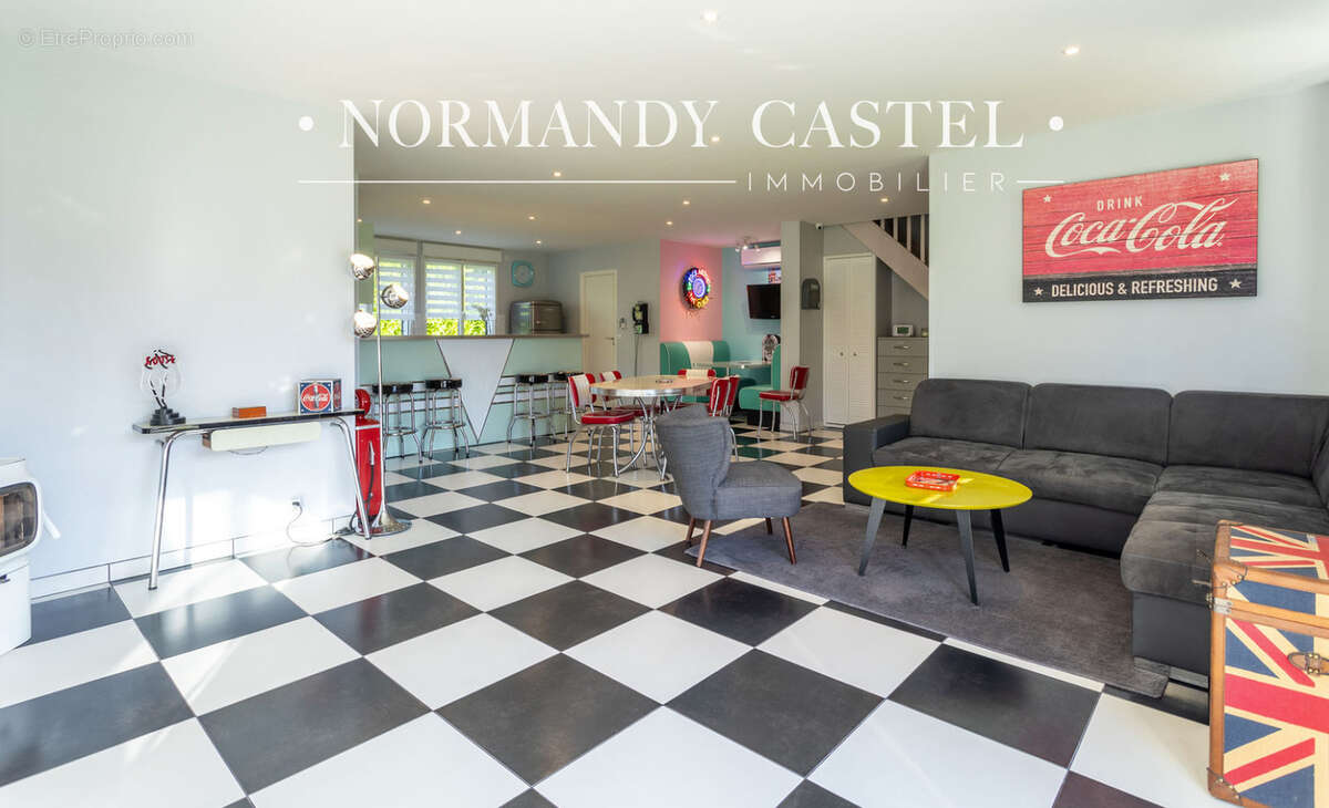 Maison à PENNEDEPIE