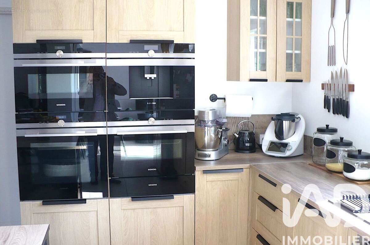 Maison 120 m² à Les Mees  - photo 2
