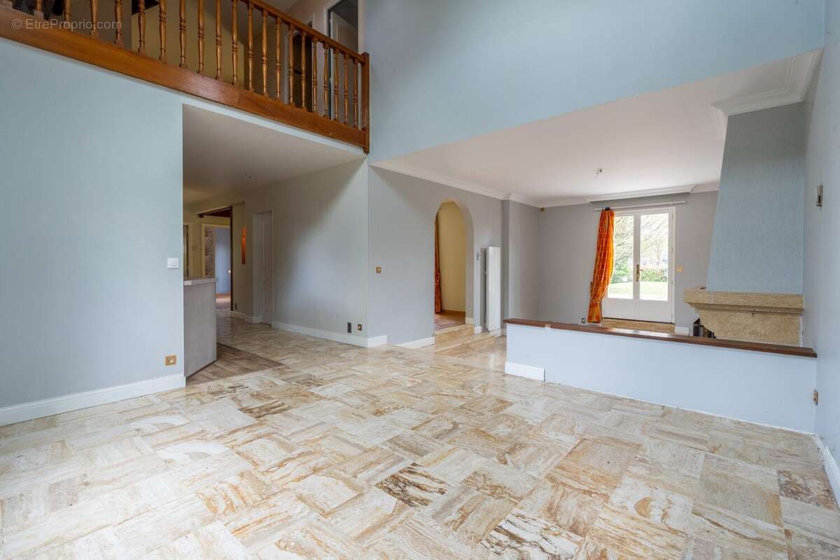 Séjour  - Maison à FONDETTES