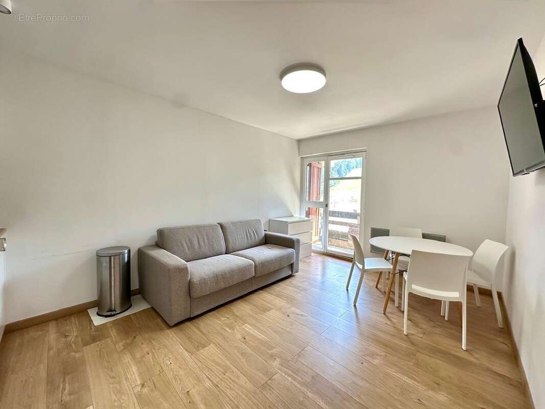   - Appartement à PRADES