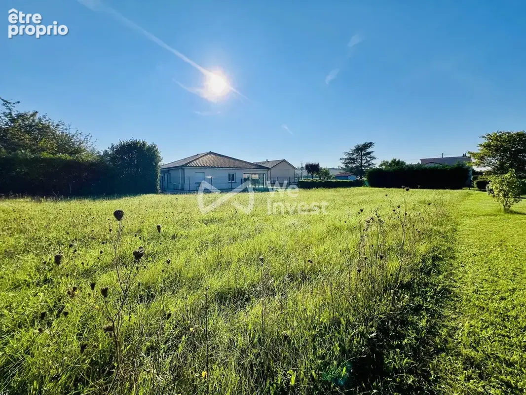 Terrain 949 m² à Saint-Bonnet-Pres-Riom  - photo 6