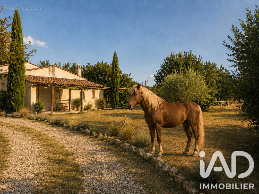 Photo 1 - Maison à BRIGNOLES