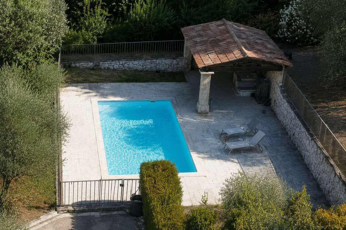 Maison à MOUANS-SARTOUX