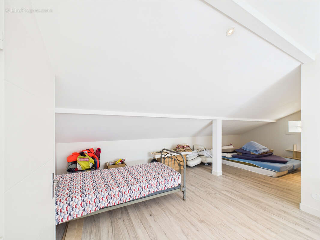 Maison à CHINDRIEUX