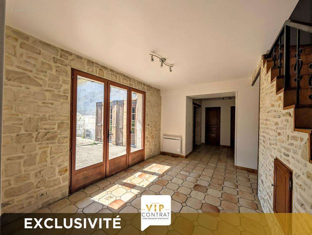 Maison à SAINT-SEVER-DE-SAINTONGE