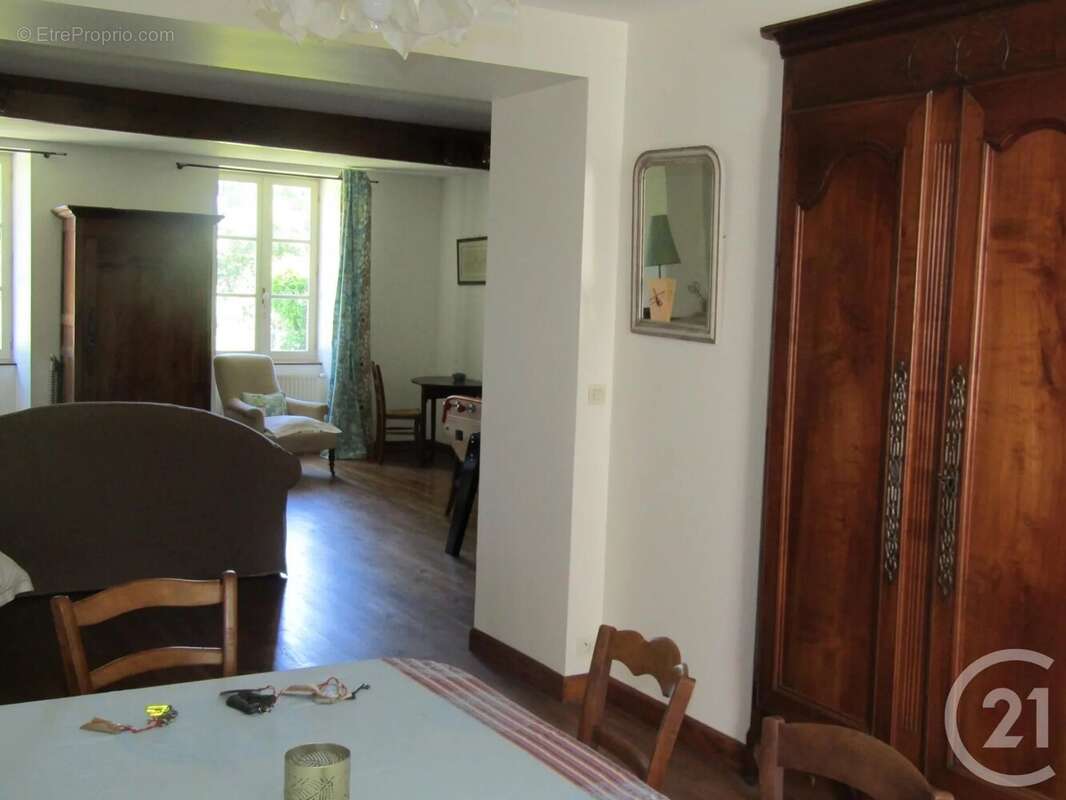 Maison à SEPVRET