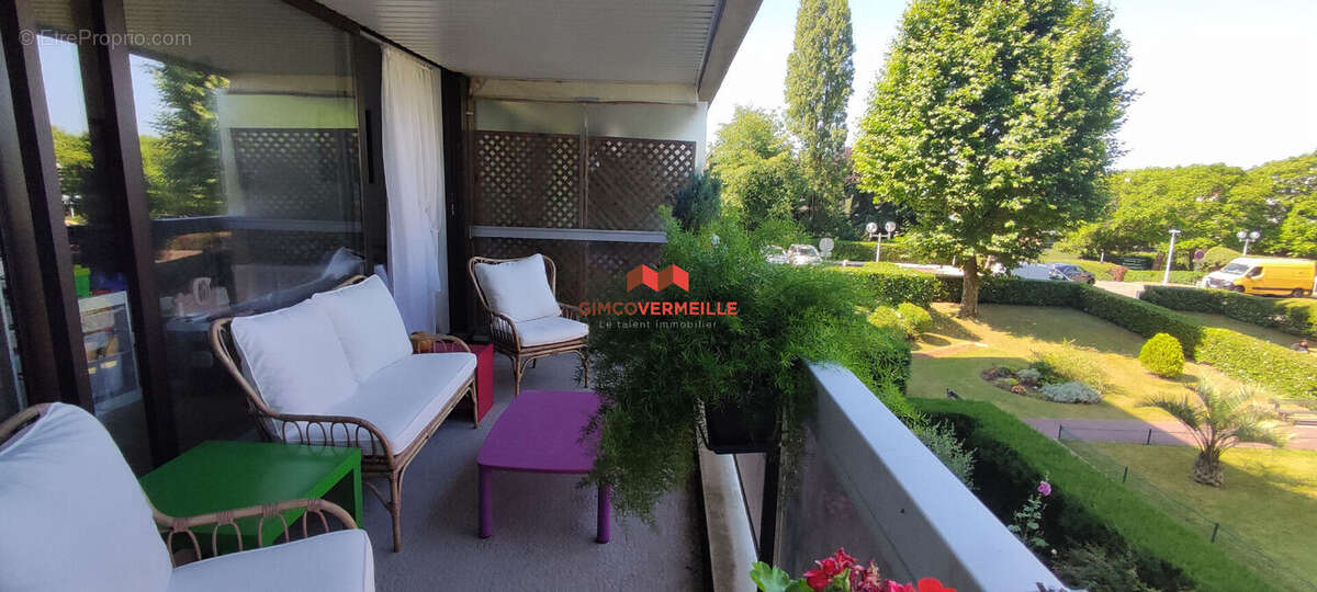 Appartement à LE CHESNAY