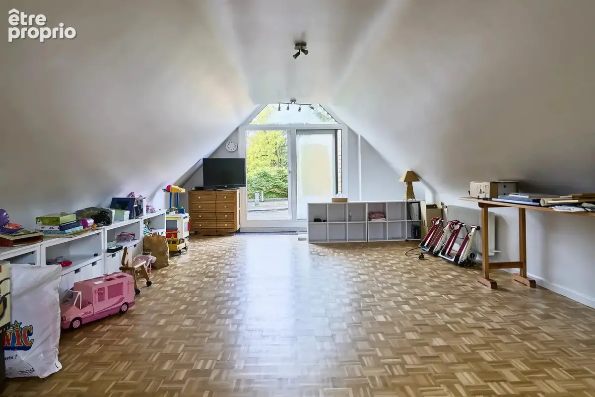 Marcq-en-barœul – demeure d’architecte – 350 m² – parc clos et arboré de 3 500 m² – dpe c/c - photo 12