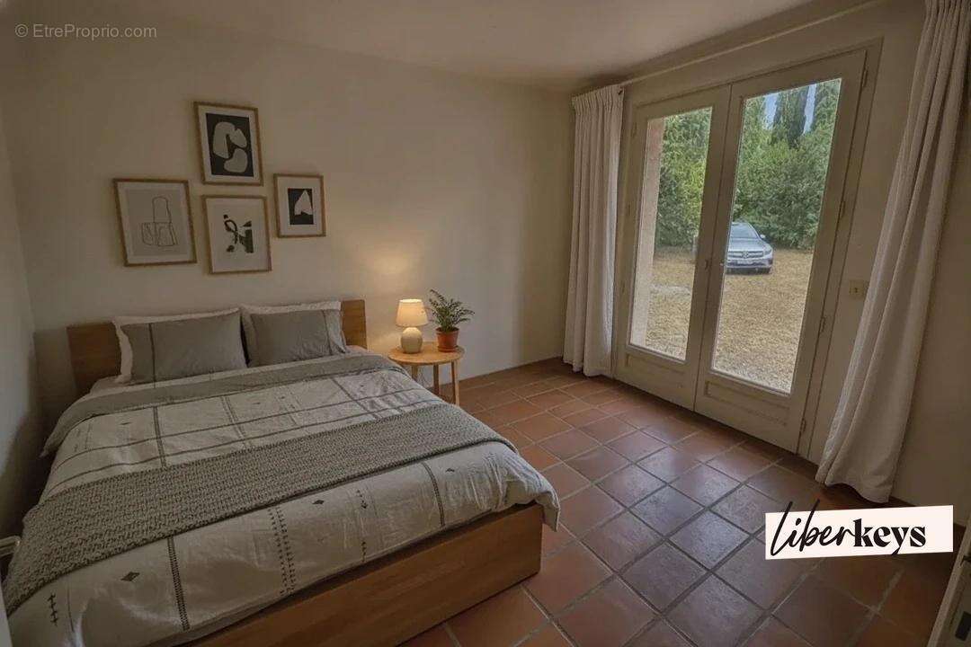 Belle maison familiale de 175 m² sur terrain arboré de 2 963 m² exposé plein sud - photo 3