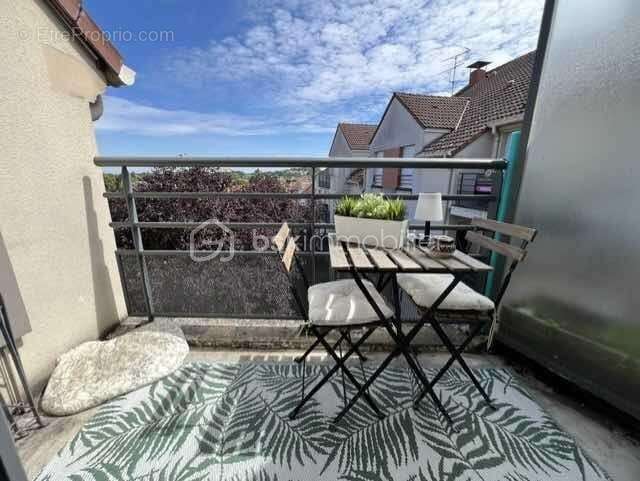 Appartement 3 chambres - balcon - place de stationnement - photo 7