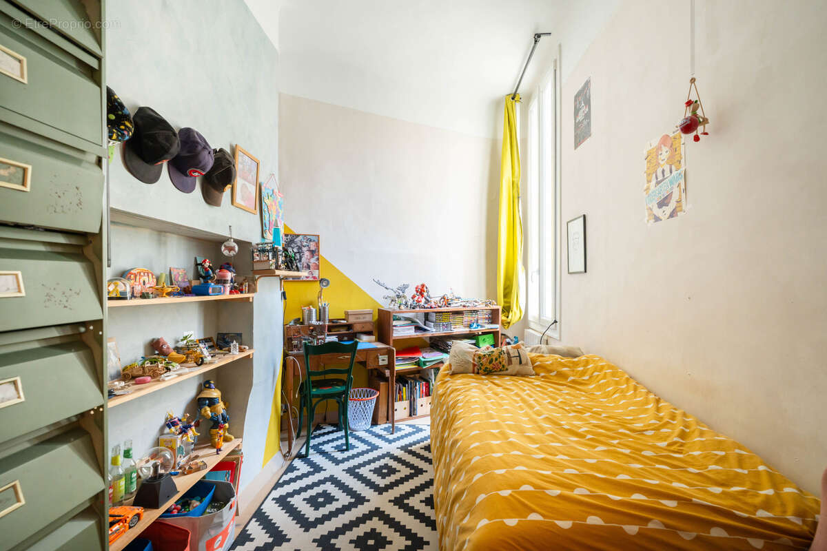 Appartement à MARSEILLE-1E