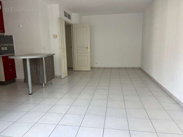 Appartement à VALLAURIS
