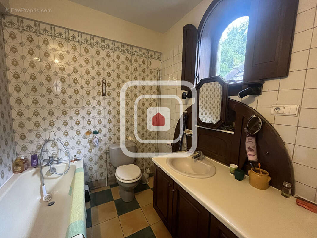 Maison à HAUSSIGNEMONT