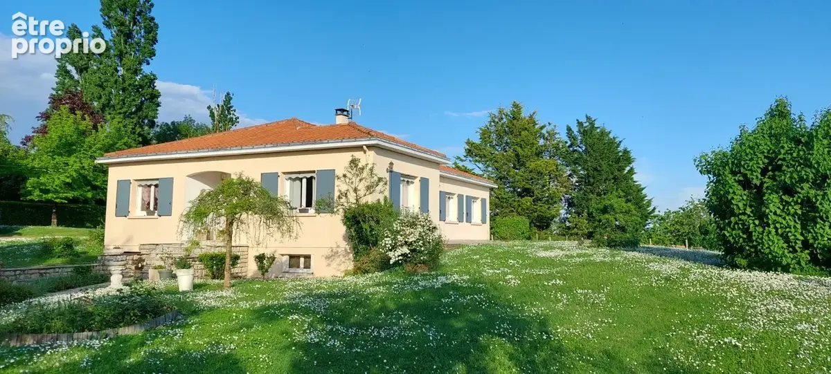 Maison à FONTENAY-LE-COMTE