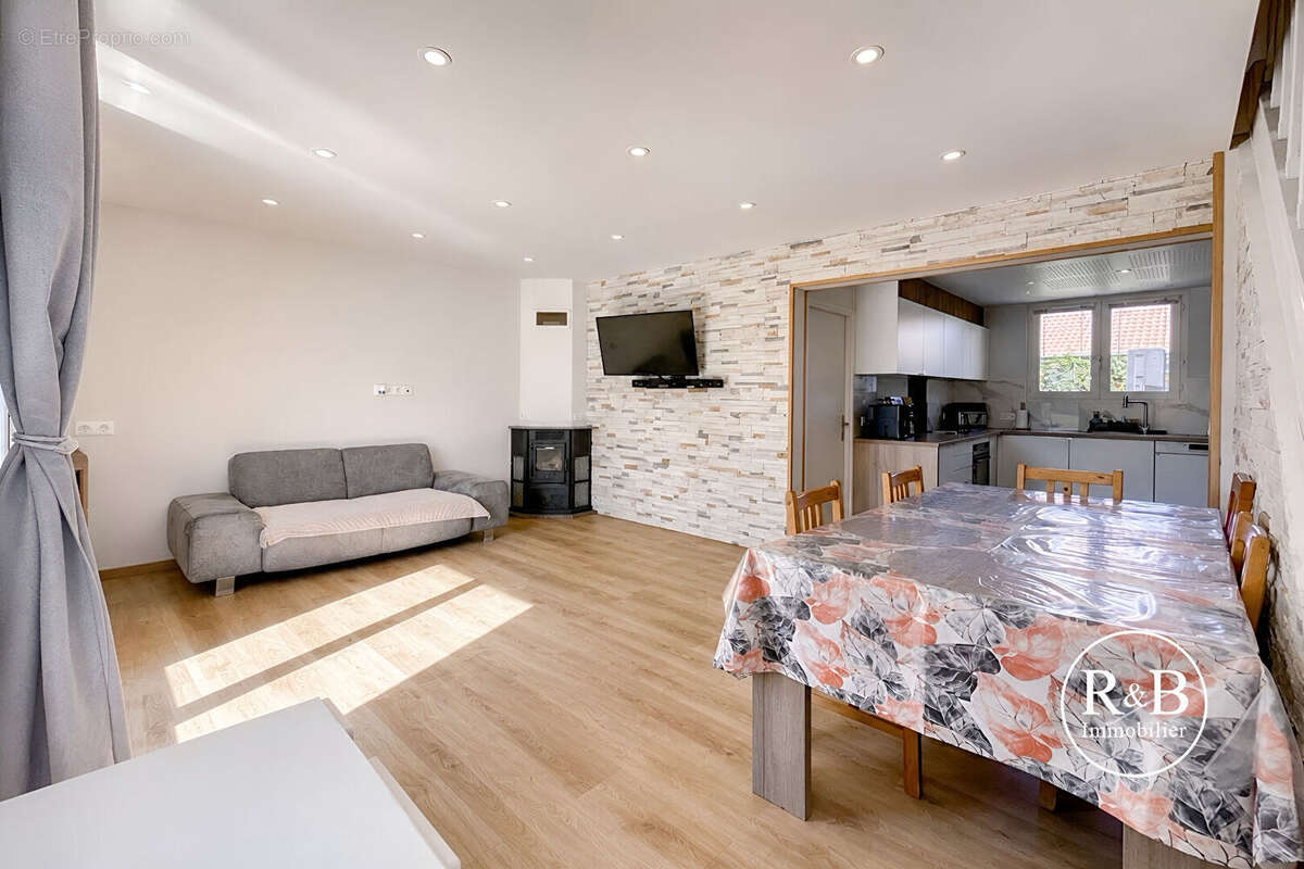 Maison Les Clayes Sous Bois 4 pièce(s) 74 m2 - photo 5