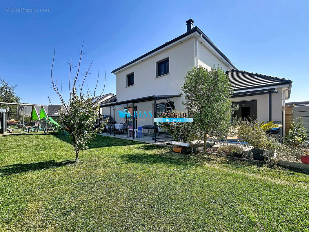 Maison à BEUZEVILLE