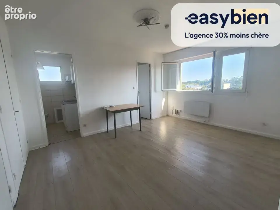 Appartement 1 pièce 27 m² à vendre à Billere (64140) - photo 2