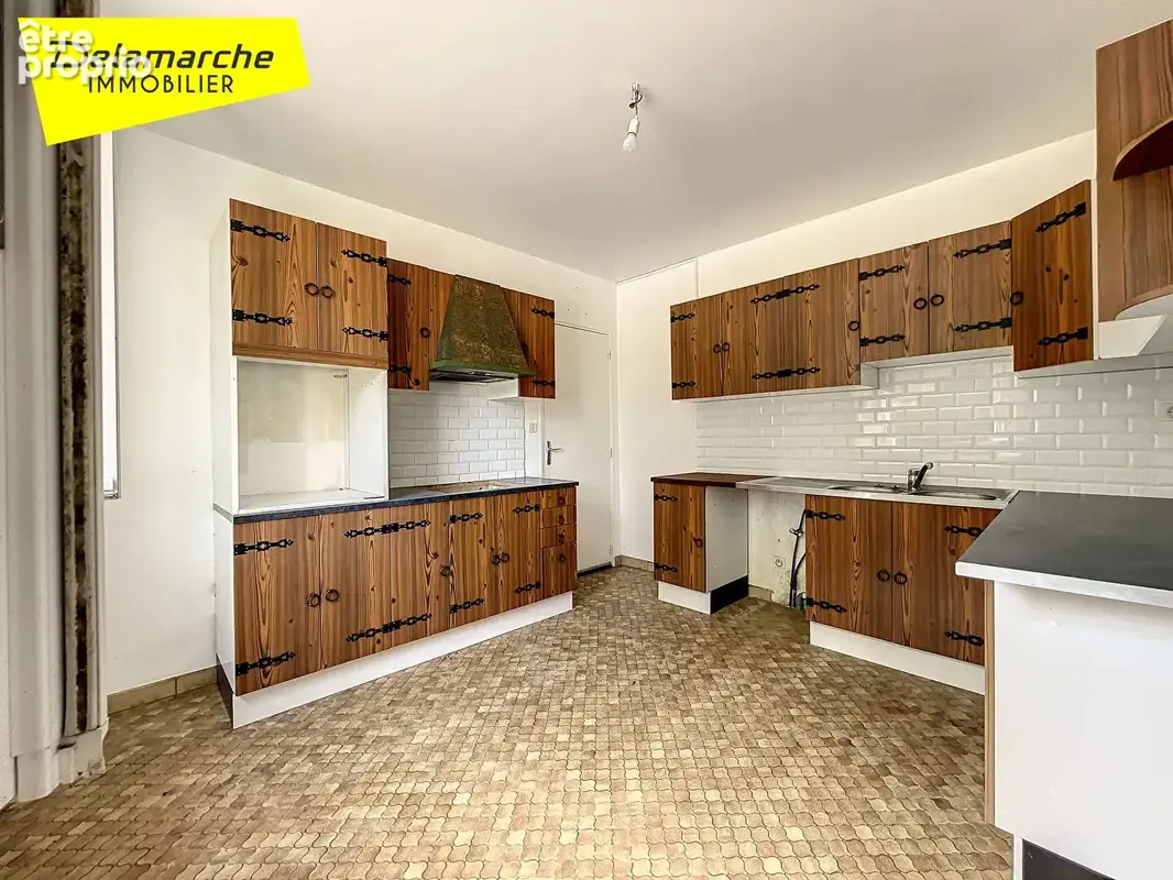 A VENDRE Maison Saint Nicolas Des Bois  proche de Brecey  4 pièces. - photo 17