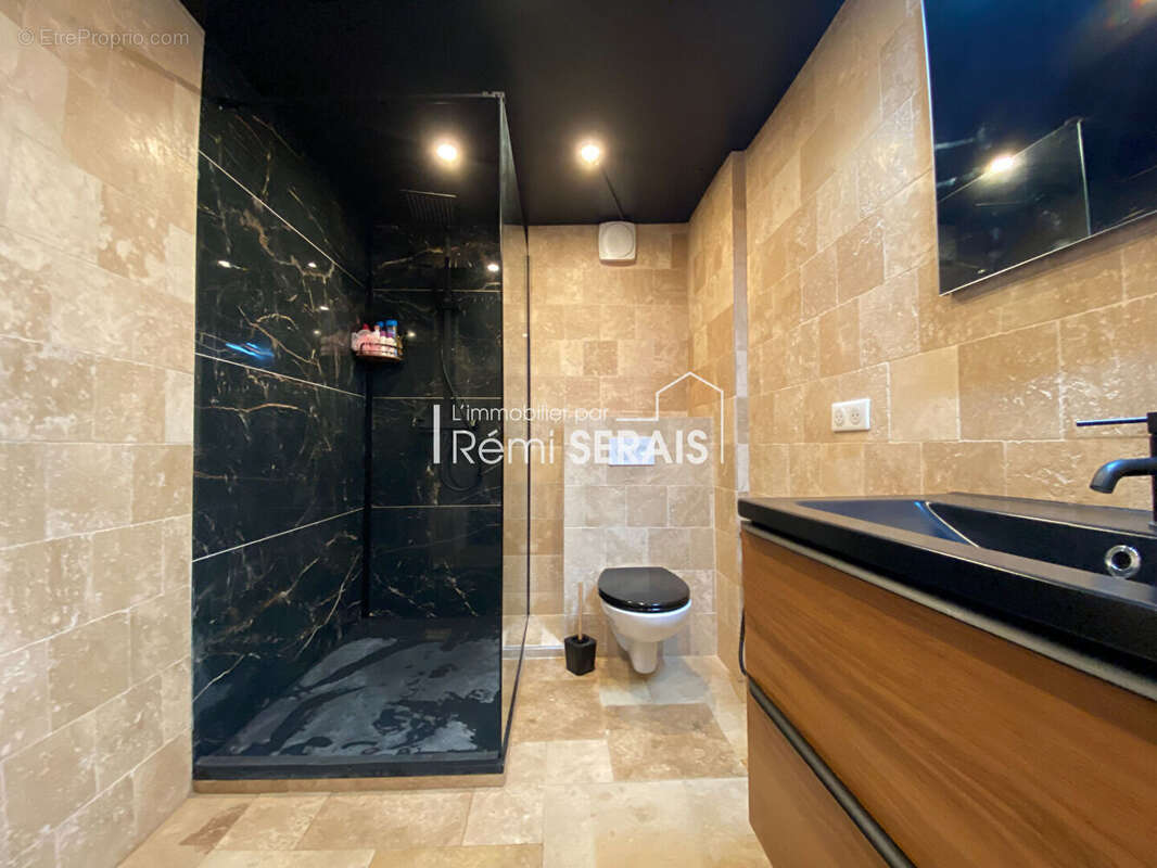 Maison à BRETTEVILLE-SUR-LAIZE