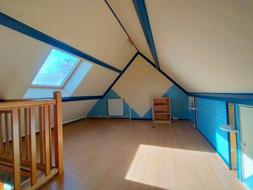 Maison à LE BREIL-SUR-MERIZE