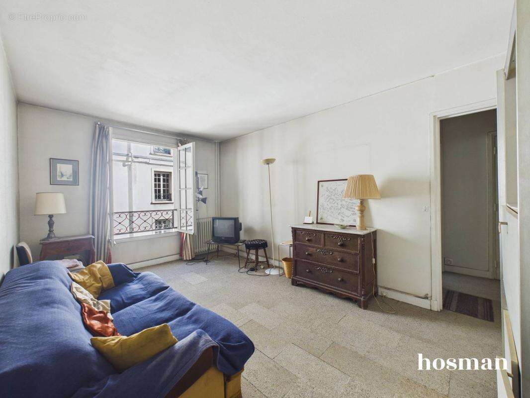 Appartement à PARIS-4E