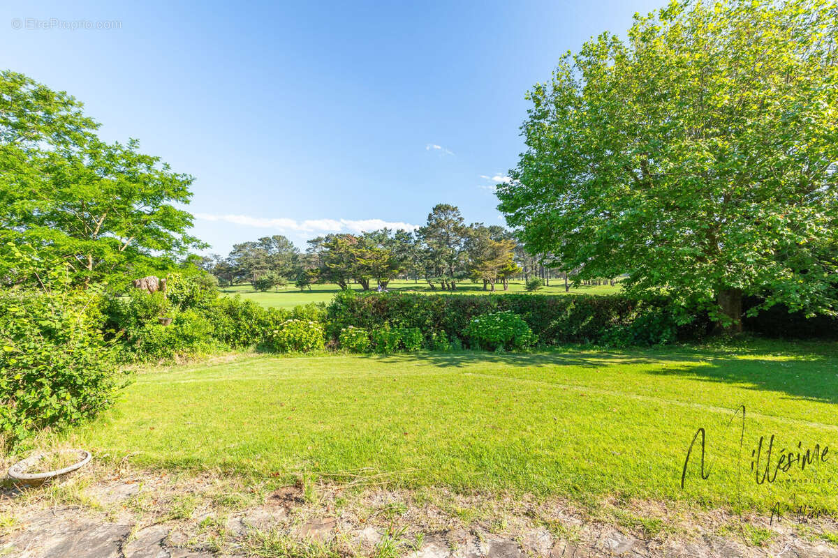 Maison 277 m² à Anglet  - photo 2
