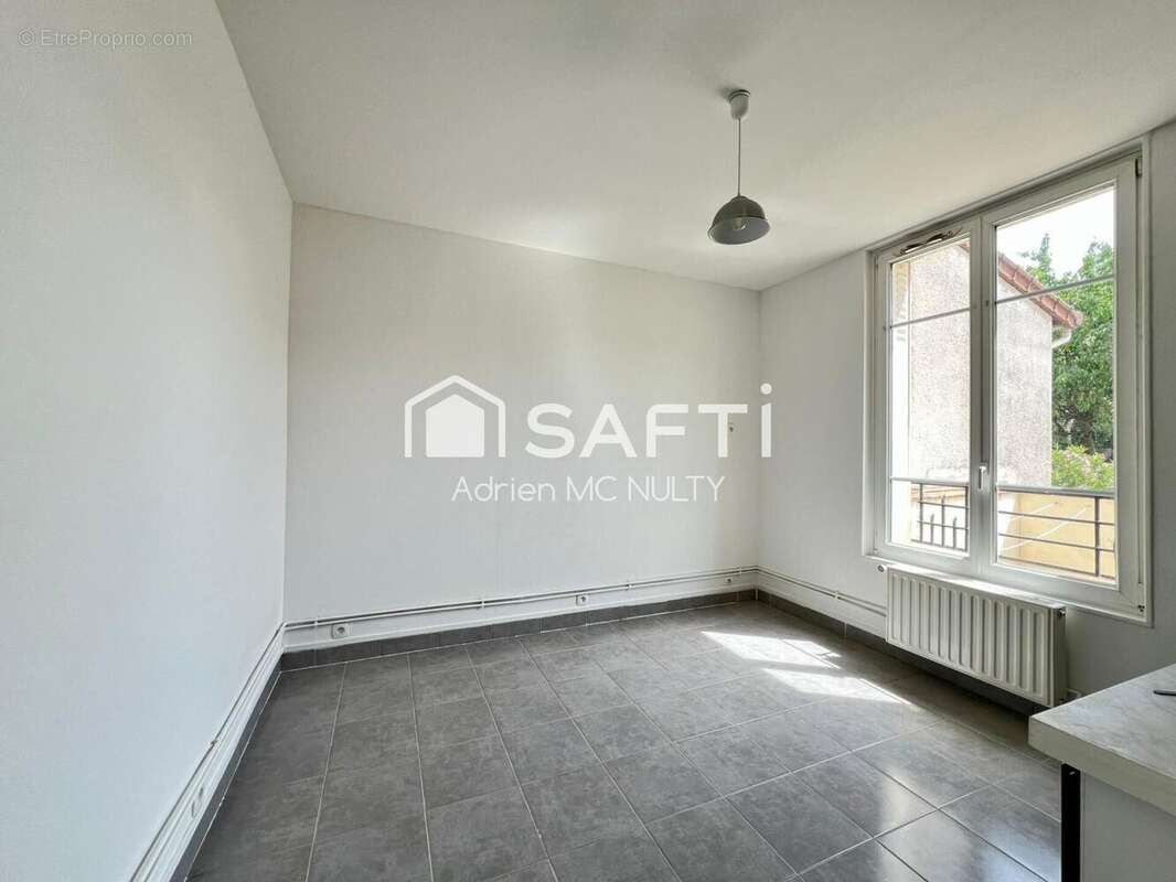 Photo 6 - Appartement à VILLENEUVE-SAINT-GEORGES