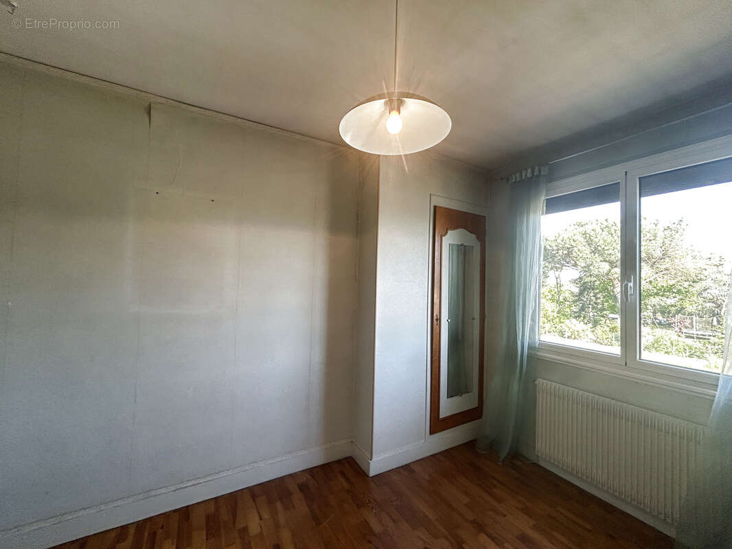 Idéalement placée ! - photo 8