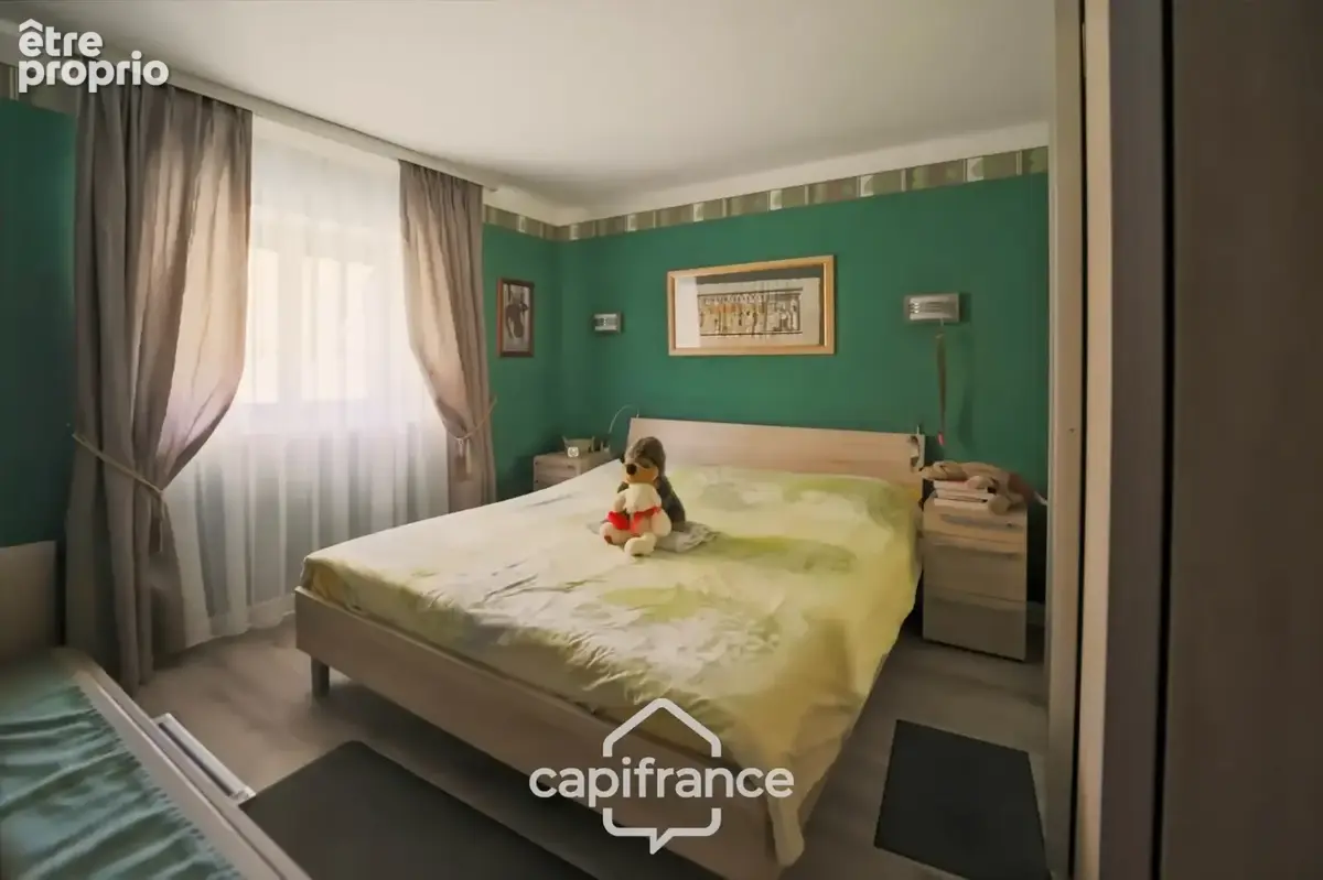 Maison en pierre au calme avec piscine, 5 chambres et plus de 1,6 hectare de terrain - Proche Lons-le-Saunier (39000) - photo 19