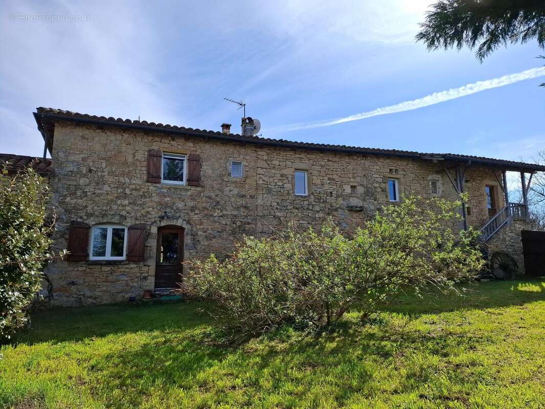 Maison 103 m² à Figeac  - photo 4