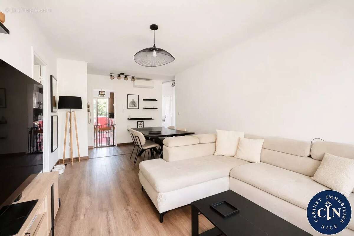 Appartement 73 m² à Nice  - photo 3