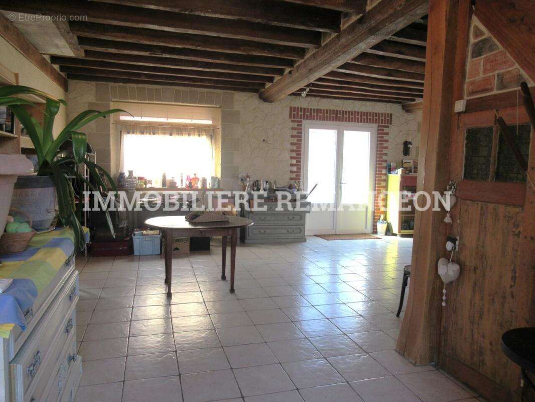 Maison à LAMOTTE-BEUVRON