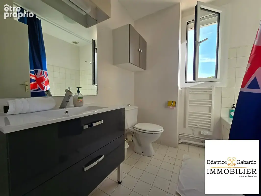 Maison St Genis Laval 5 pièce(s) 130  m² - photo 14