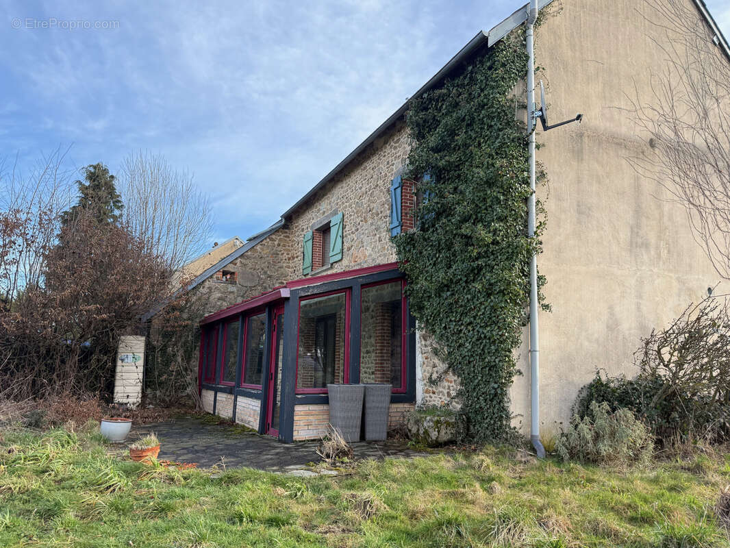 Maison à SAINT-HILAIRE