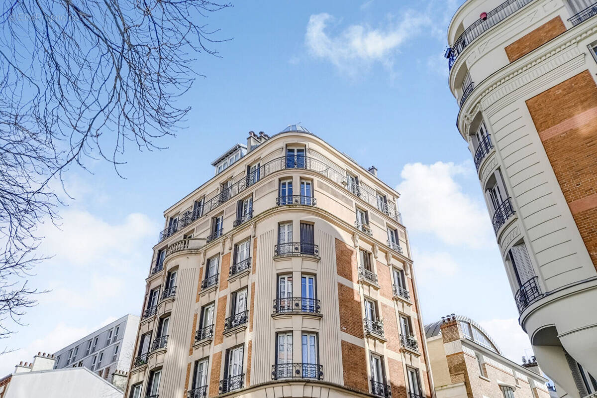 Appartement à PARIS-19E
